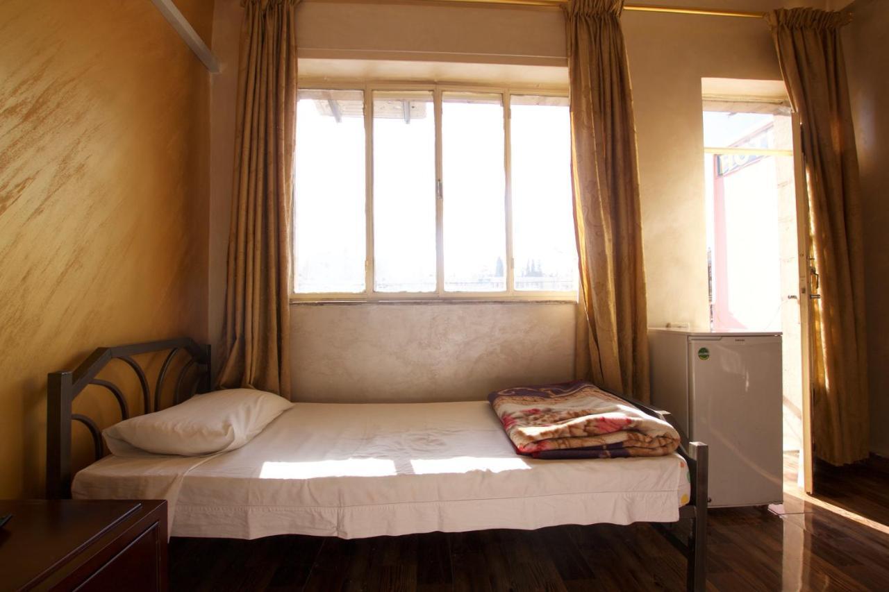 Erasmus Student House By Sunrise Hostel Ammán Kültér fotó